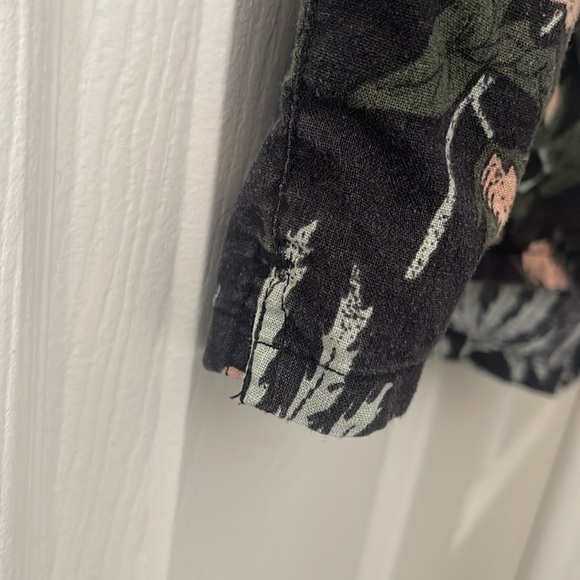 Patagonia Island Hemp Shorts - Picture 3 of 7